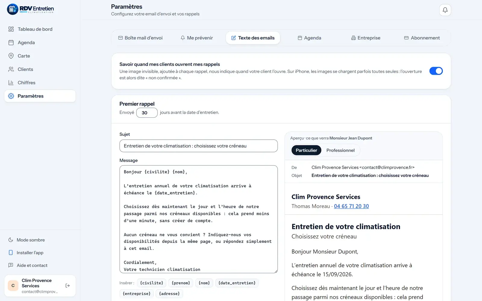 Paramètres, Texte des emails, sur l’ordinateur&nbsp;: le message du 1er rappel avec le nom et la date à insérer, et l’aperçu de l’email&nbsp;: «&nbsp;Bonjour Monsieur Dupont&nbsp;».